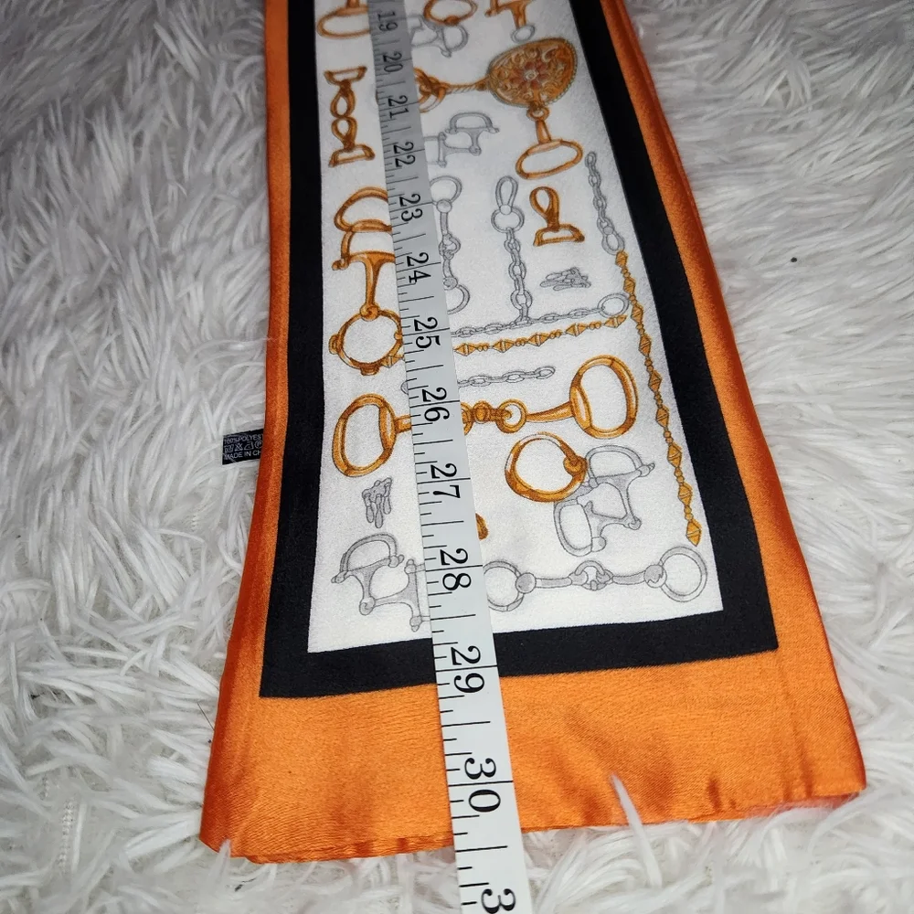 NWOT Chain Print Long Silky Scarf - Picture 6 of 7